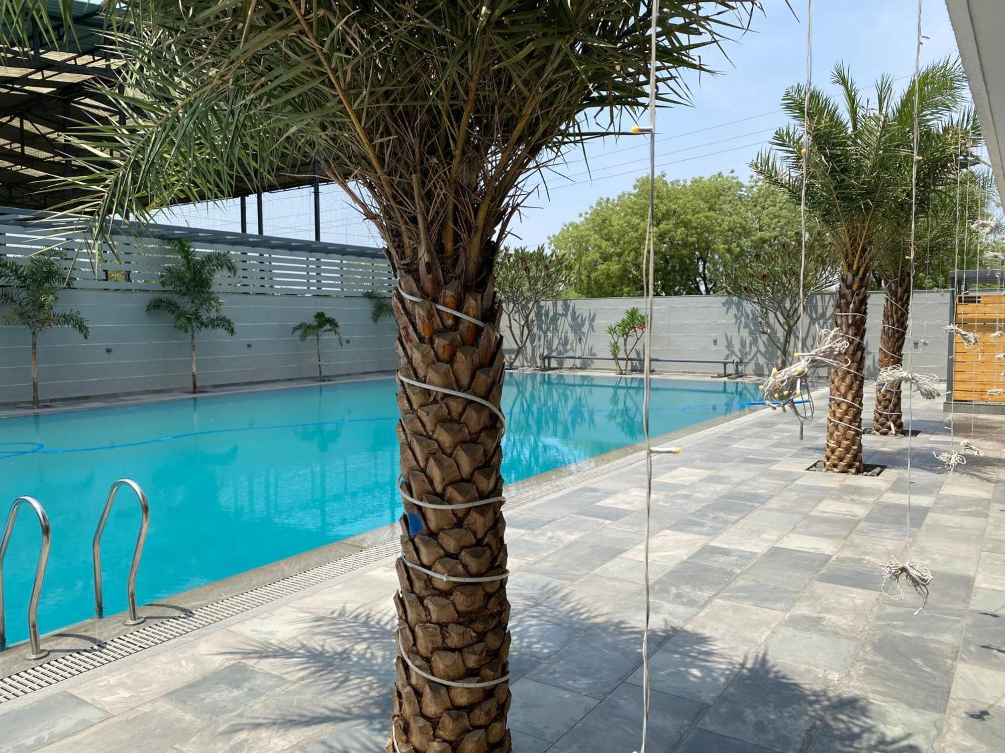 The Pavilion Park Resort Mālegaon Kültér fotó