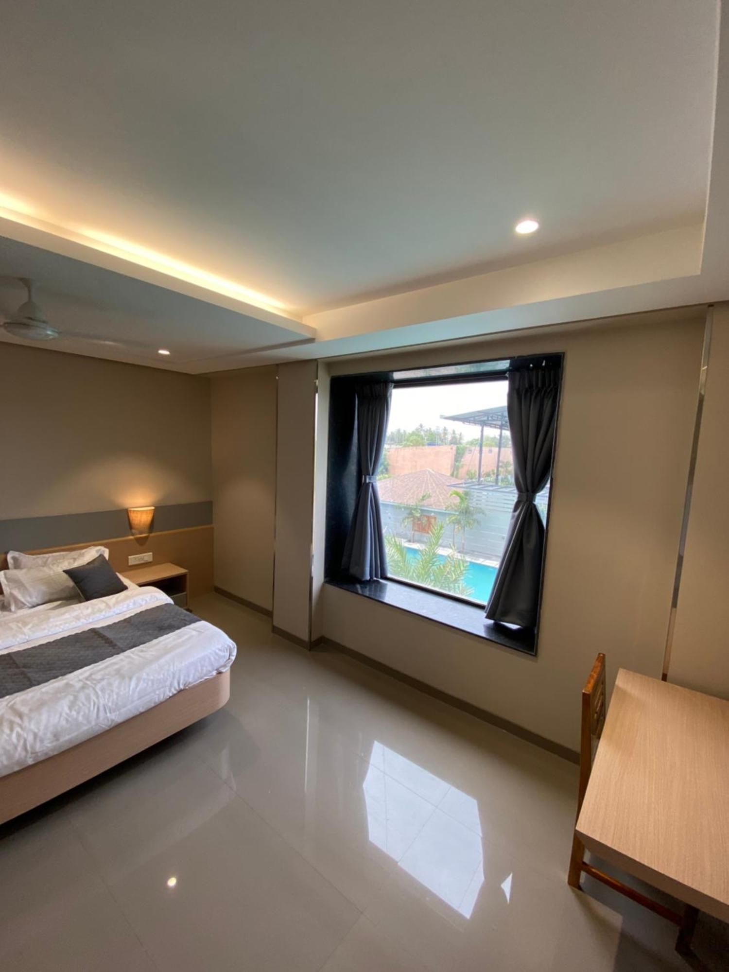 The Pavilion Park Resort Mālegaon Kültér fotó